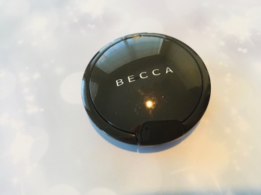 BECCA Shimmering Skin Perfector Pressed in Champagne Pop | Tayler's Edit