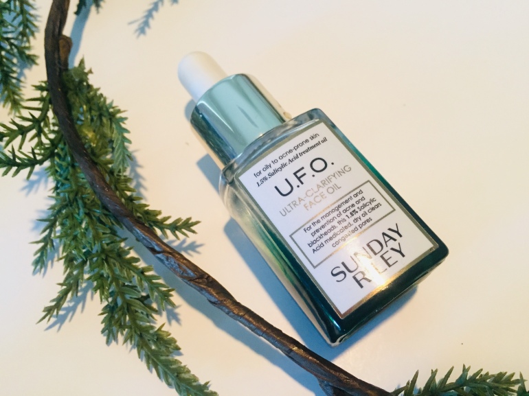 Sunday Riley: U.F.O Ultra-Clarifying Face Oil Review | Tayler's Edit